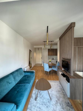 Cozy sea view apt with garage